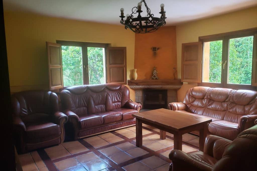 Casa El Vinadal Villa Arguebanes Eksteriør billede